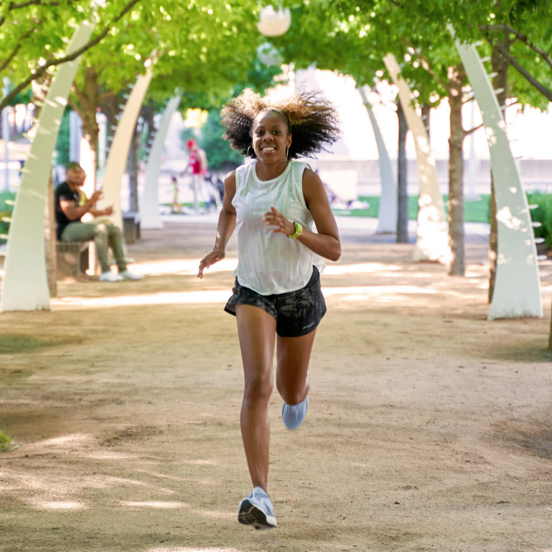 Kelli Foster, female p3r ambassador, running outdoors