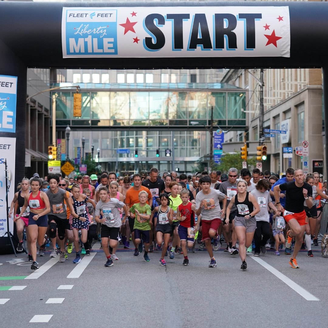 fleet feet liberty mile start line