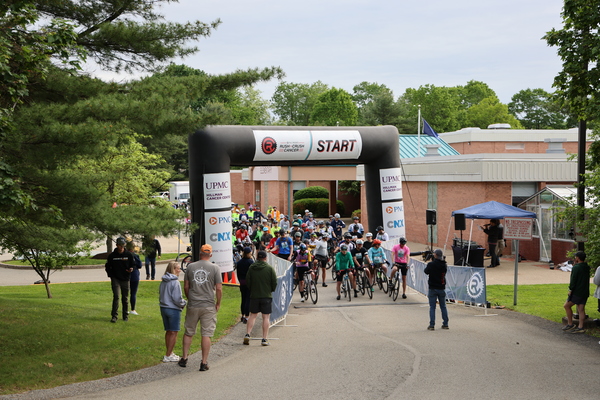 R2CC racers ready at the starting line