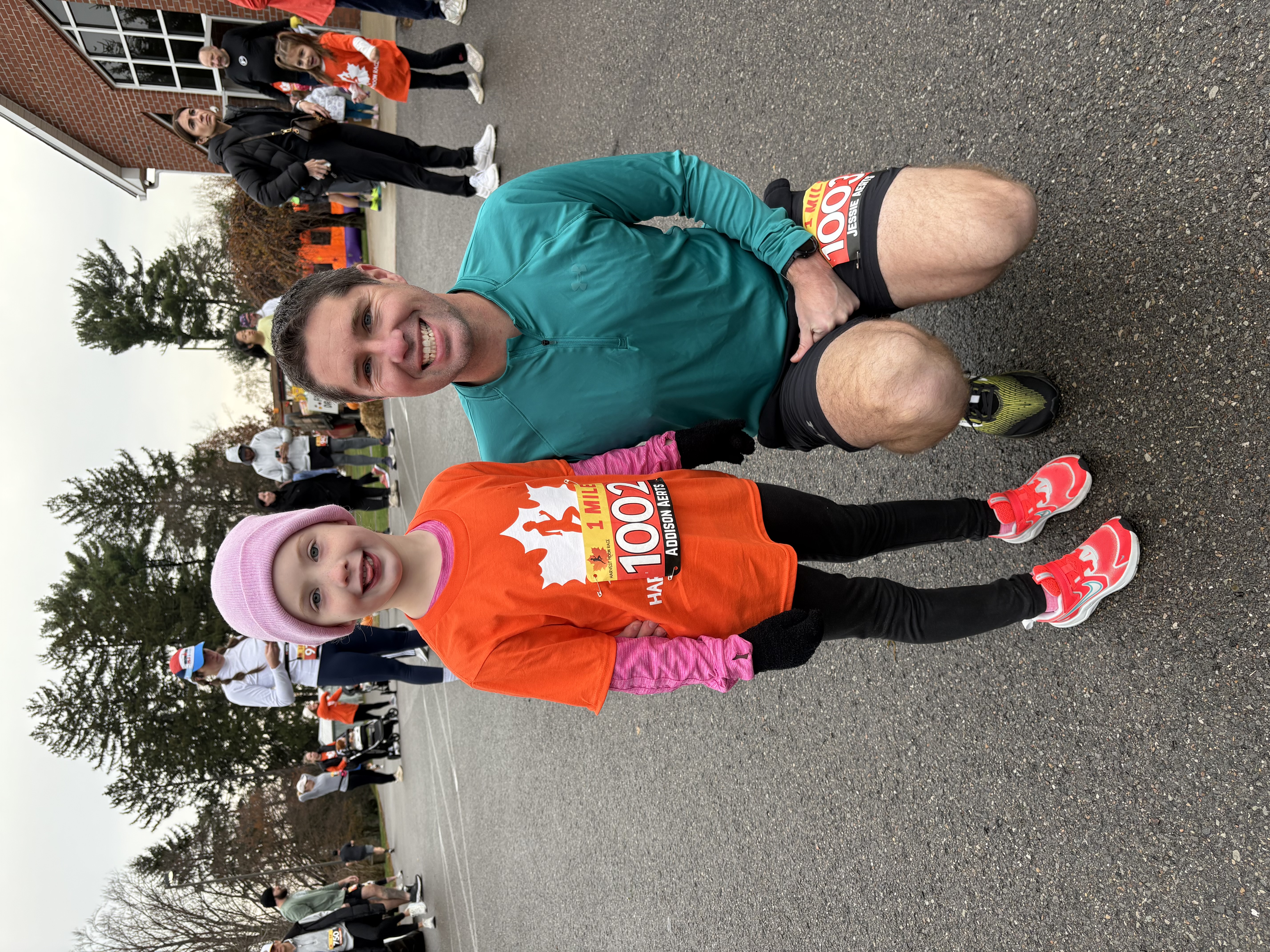 Jessie Aerts at a community running event
